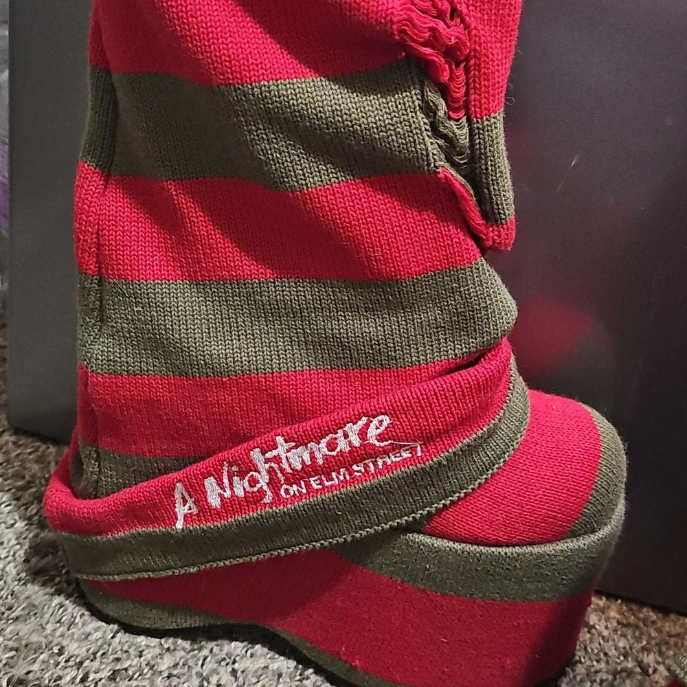 Dolls Kill A Nightmare On Elm Street Platform Boots - Picture 4 of 10